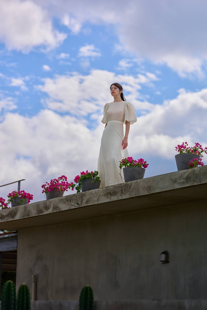 LAURE de SAGAZAN 結婚式 ウエディングドレス | トキハナ